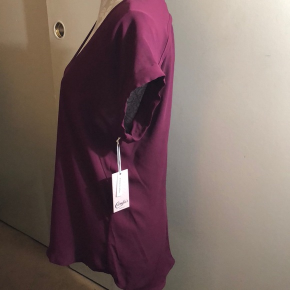 Candie’s burgundy chiffon top NWT - Picture 2 of 4